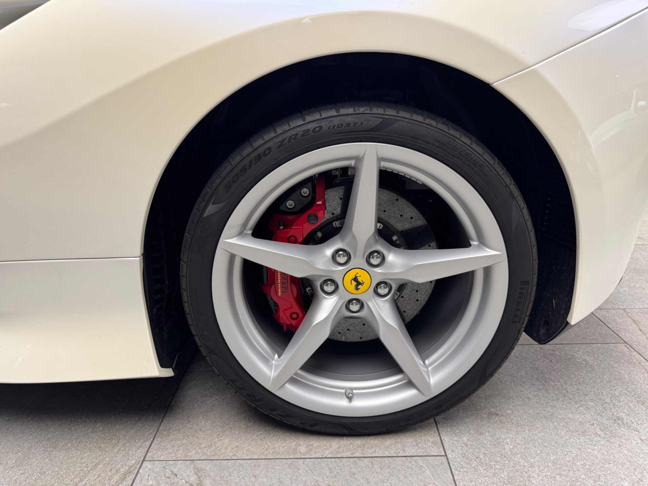 2022 Ferrari F8Spider