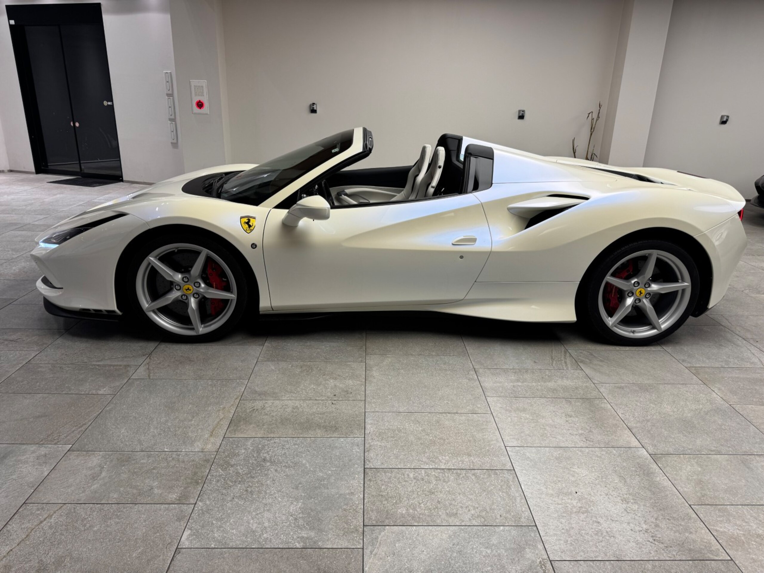 2022 Ferrari F8Spider