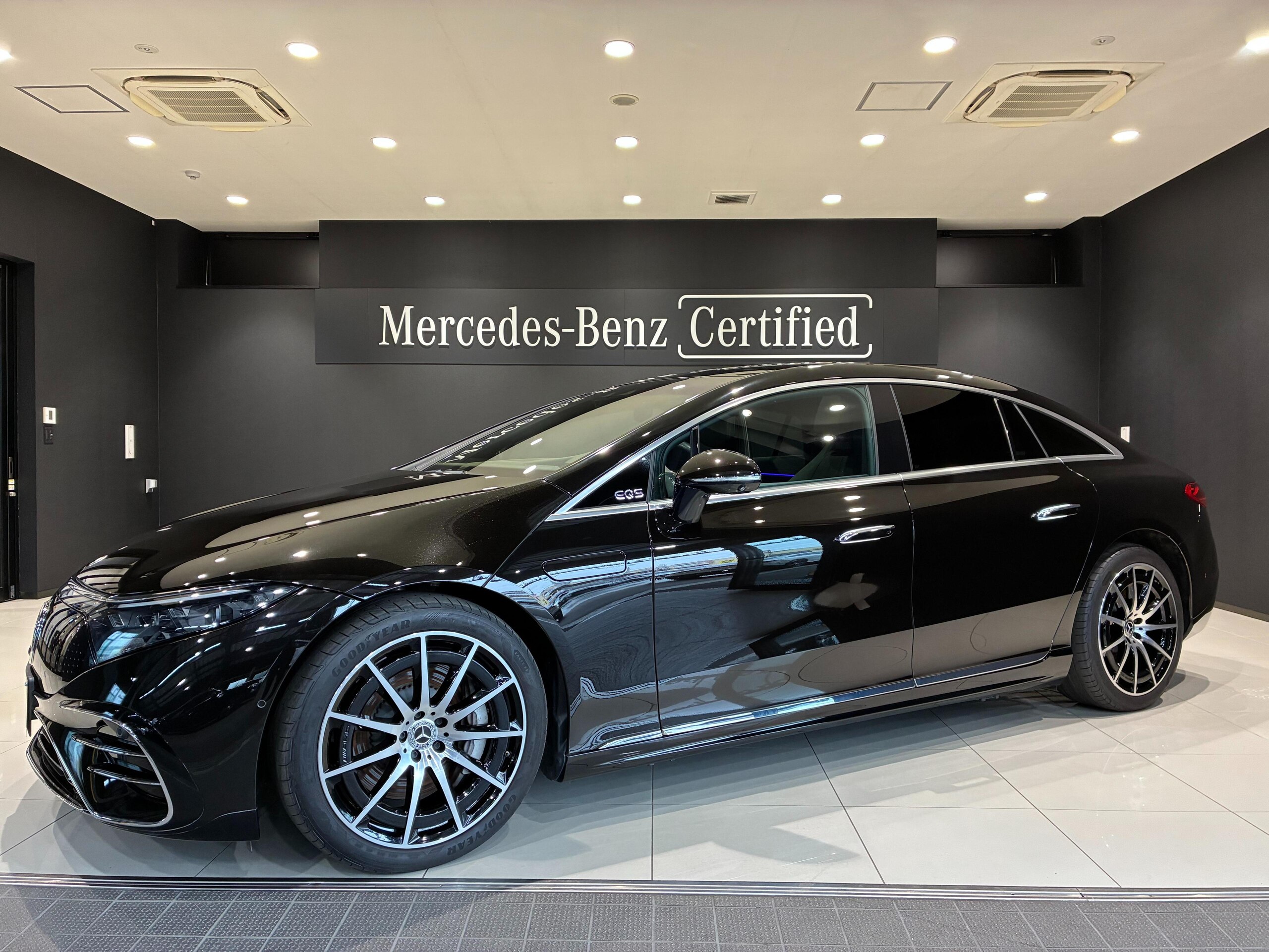 2024 Mercedes-Benz EQS - 2024 مرسيدس بنز EQS