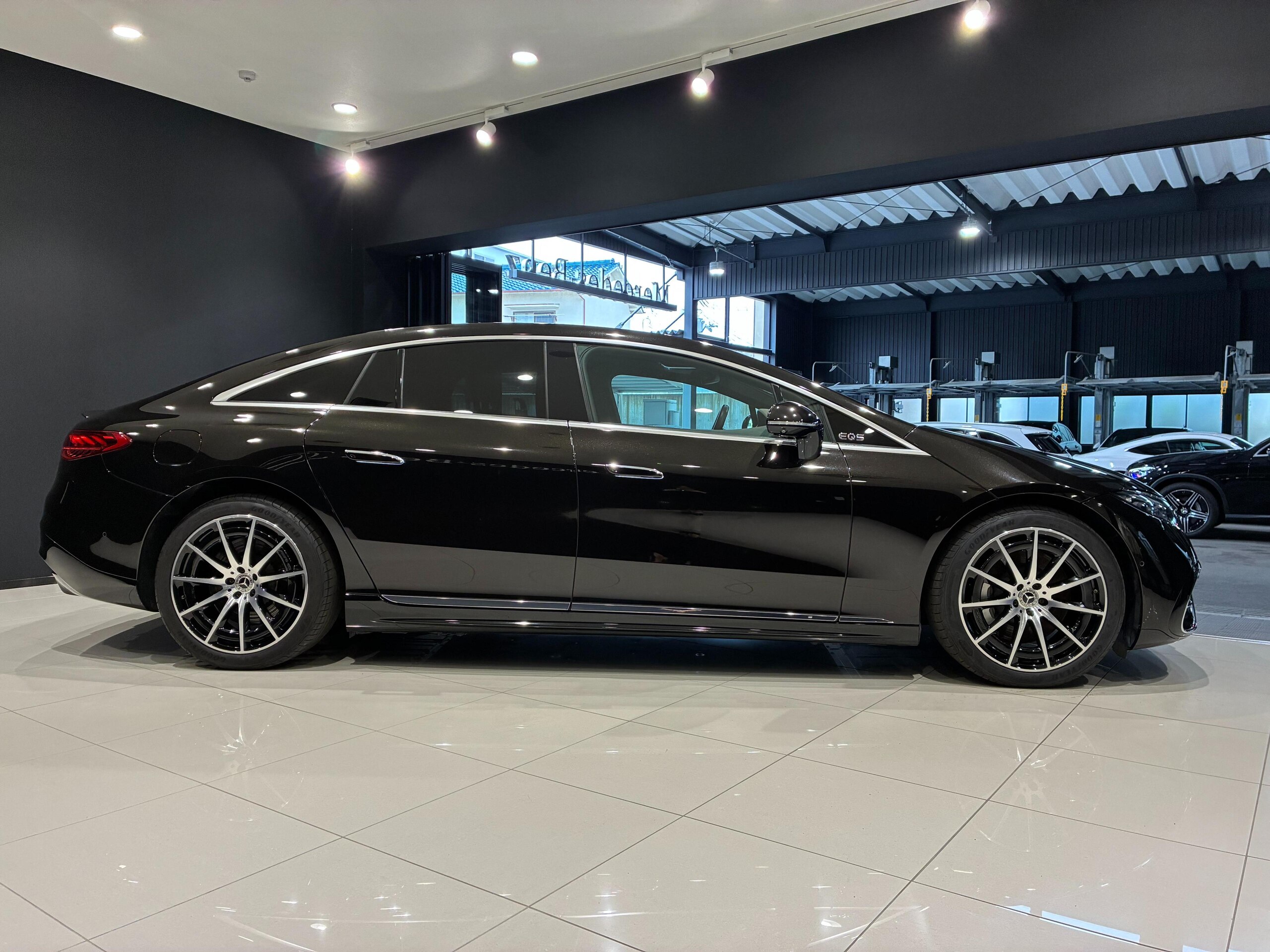 2024 Mercedes-Benz EQS - 2024 مرسيدس بنز EQS