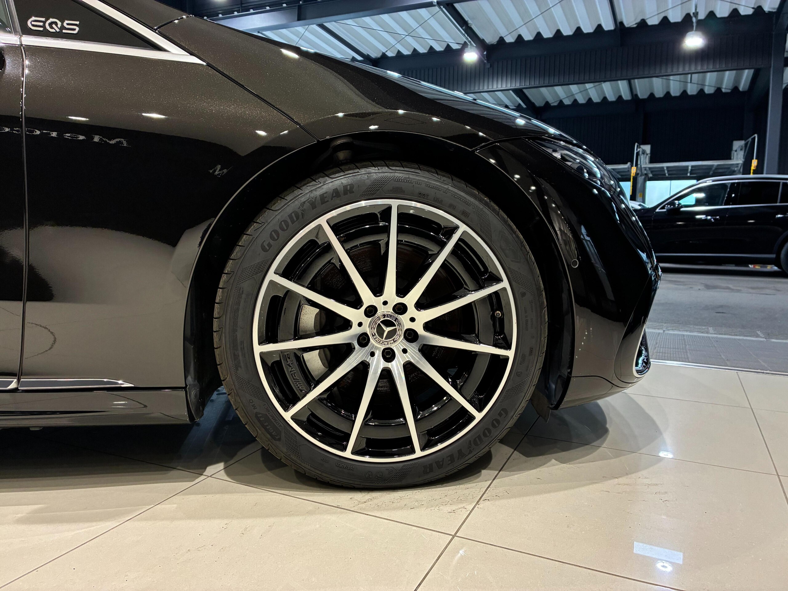 2024 Mercedes-Benz EQS - 2024 مرسيدس بنز EQS