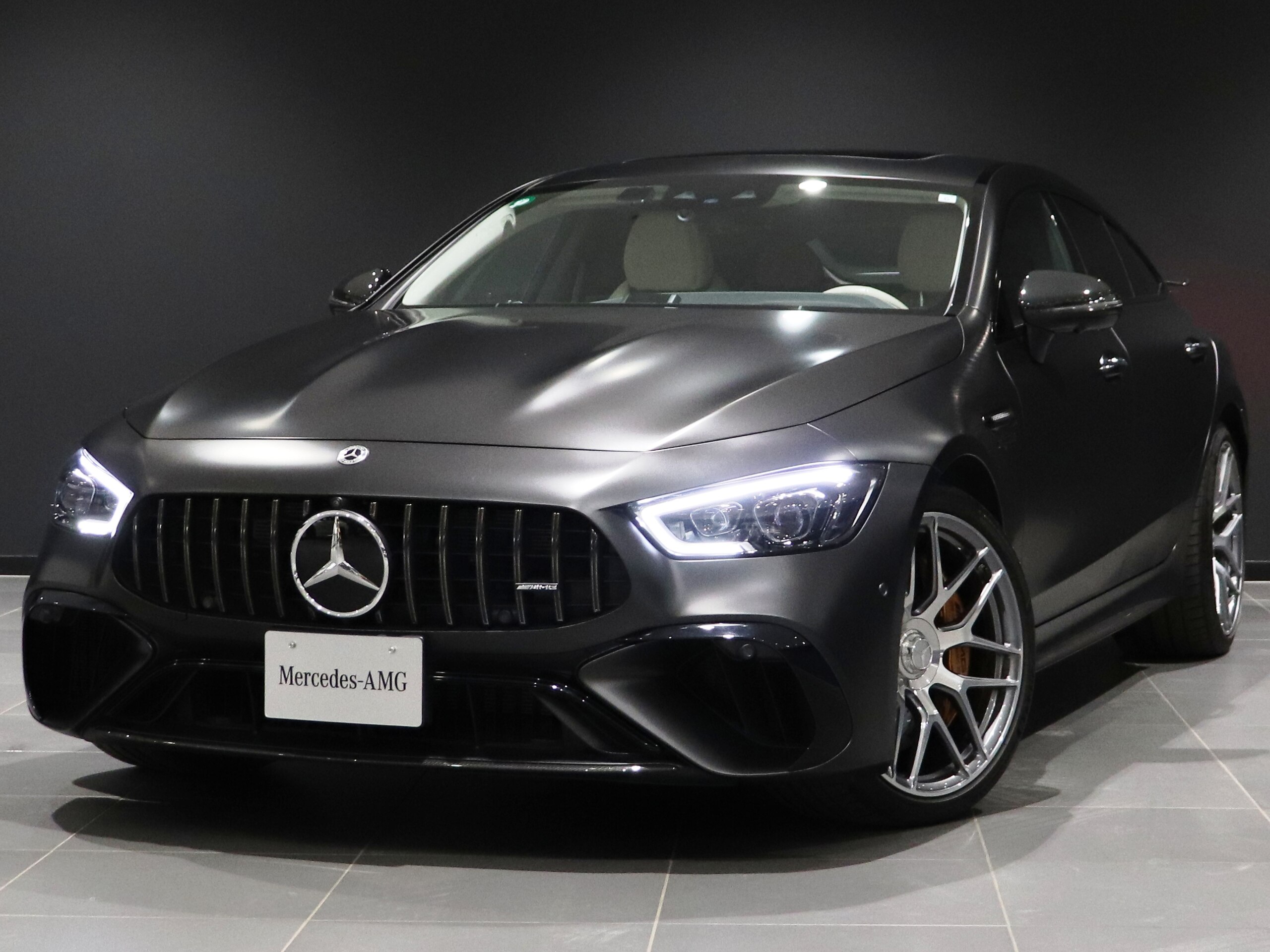 2023 Mercedes-AMG GT 4Door Coupe - 2023 مرسيدس AMG GT 4Door Coupe