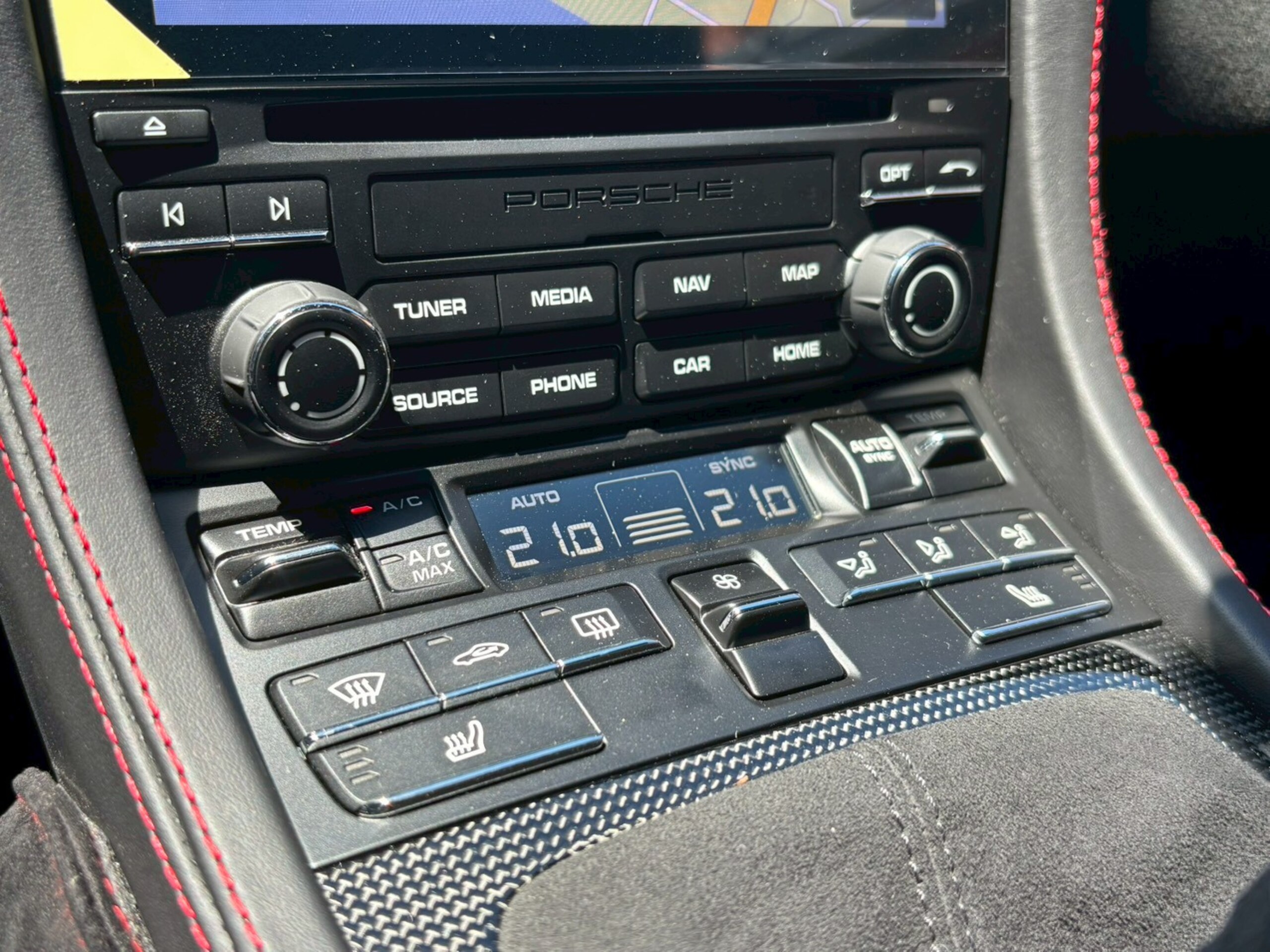 2024 Porsche 718 Boxster - ポルシェ 718ボクスター GTS 4.0 ワンオーナー/GTSインテリアPKG/カーボンインテリア/GTステアリング/シートヒーター/ステアリングヒーター/ブルーソフトトップ/カーマンレッドメーターパネル/レーンチェンジアシスト/クルーズコントロール/スポクロ