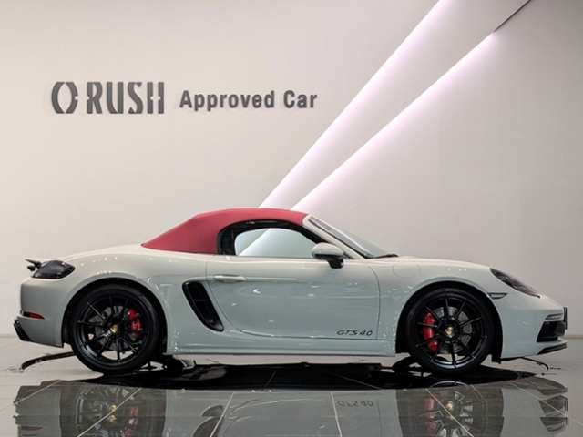2023 Porsche 718 Boxster