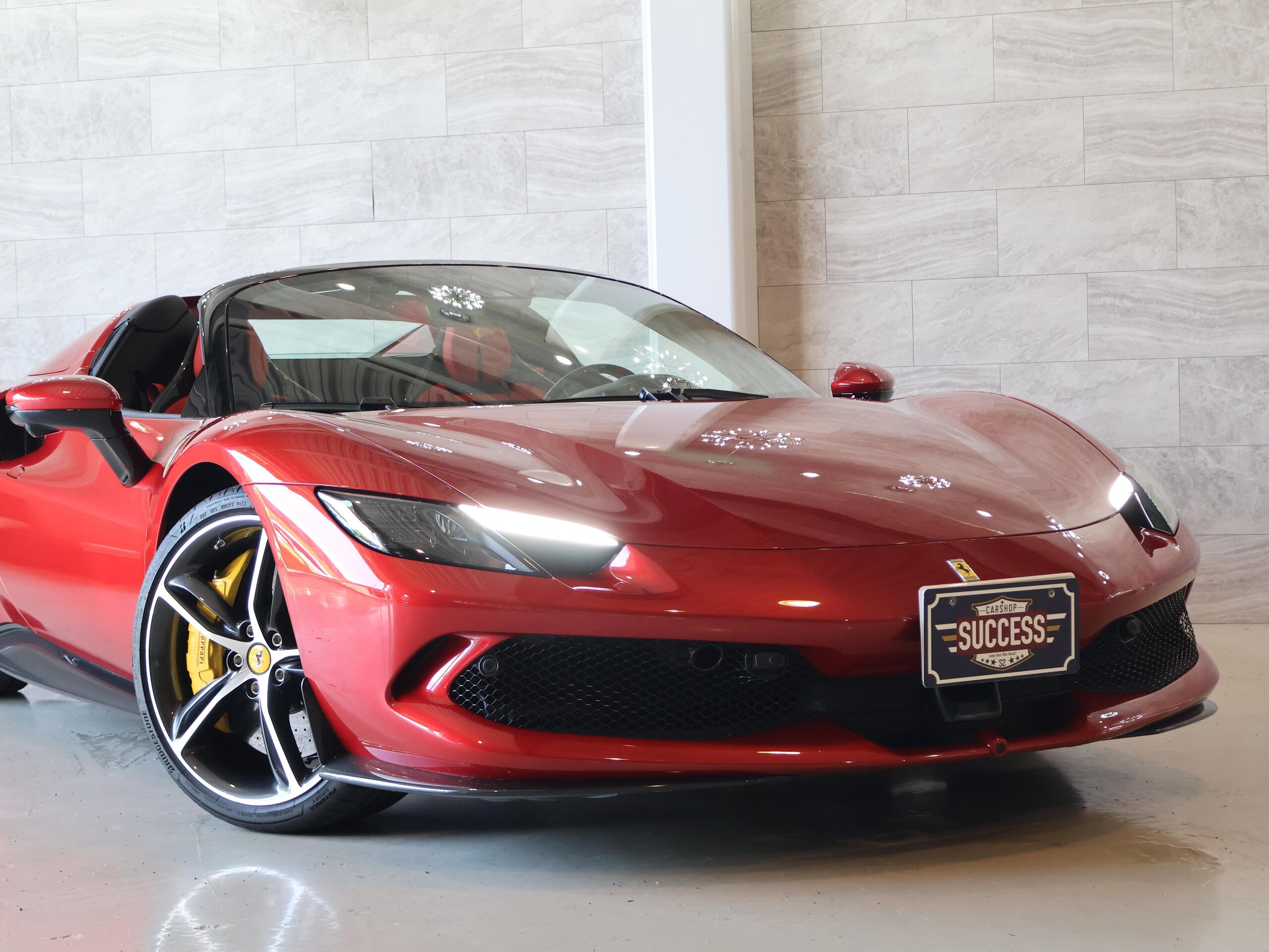 2023 Ferrari 296GTS - フェラーリ 296GTS F1 DCT 正規ディーラー車 2オーナ車 APPLE CARPLAY ADAS FULL PACK ADAPTIVE FRONTUGHT SYSTEM TWO-TONE BODYWORK ENGINE COVERS IN CARBON FIBRE REAR DIFFUSER IN CARBON FIBERE