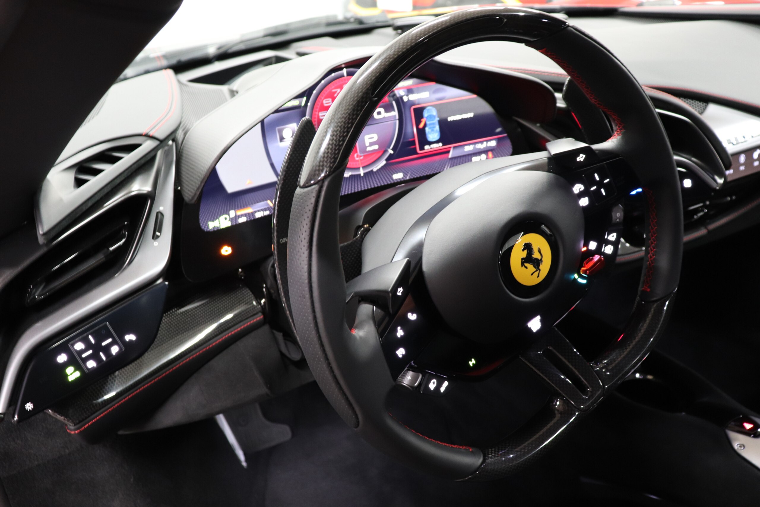 2022 Ferrari SF90Spider - フェラーリ SF90スパイダー アセット フィオラノ F1 DCT E4WD アセットフィオラノPKG チタンホイールボルト カーボンエアスプリッター チタニウムスポーツエキゾースト 鍛造20AW カーボンLED フル電動シート フロントリアPセンサー カラードセーフティベルト