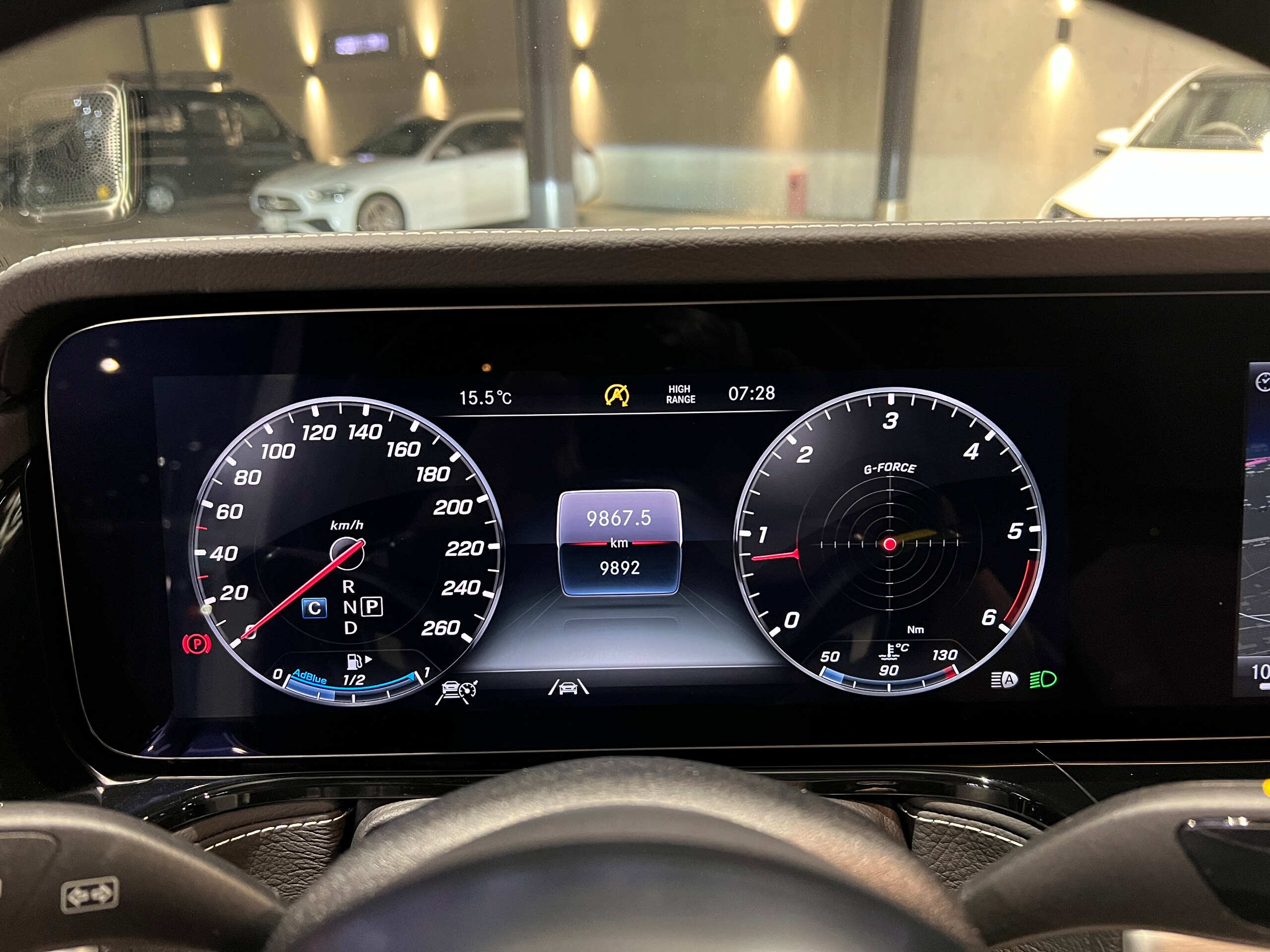 2023 Mercedes-Benz G-Class - メルセデス・ベンツ Gクラス G400d AMGライン ディーゼルターボ 4WD /認定中古車2年保証/1オーナー車/Gmanufakturプログラム/ラグジュアリーPKG/アダプティブダンピングシステム/ボディ同色スペアタイヤリング/内装ナッパレザー・プラチナホワイト/レッドシートベルト