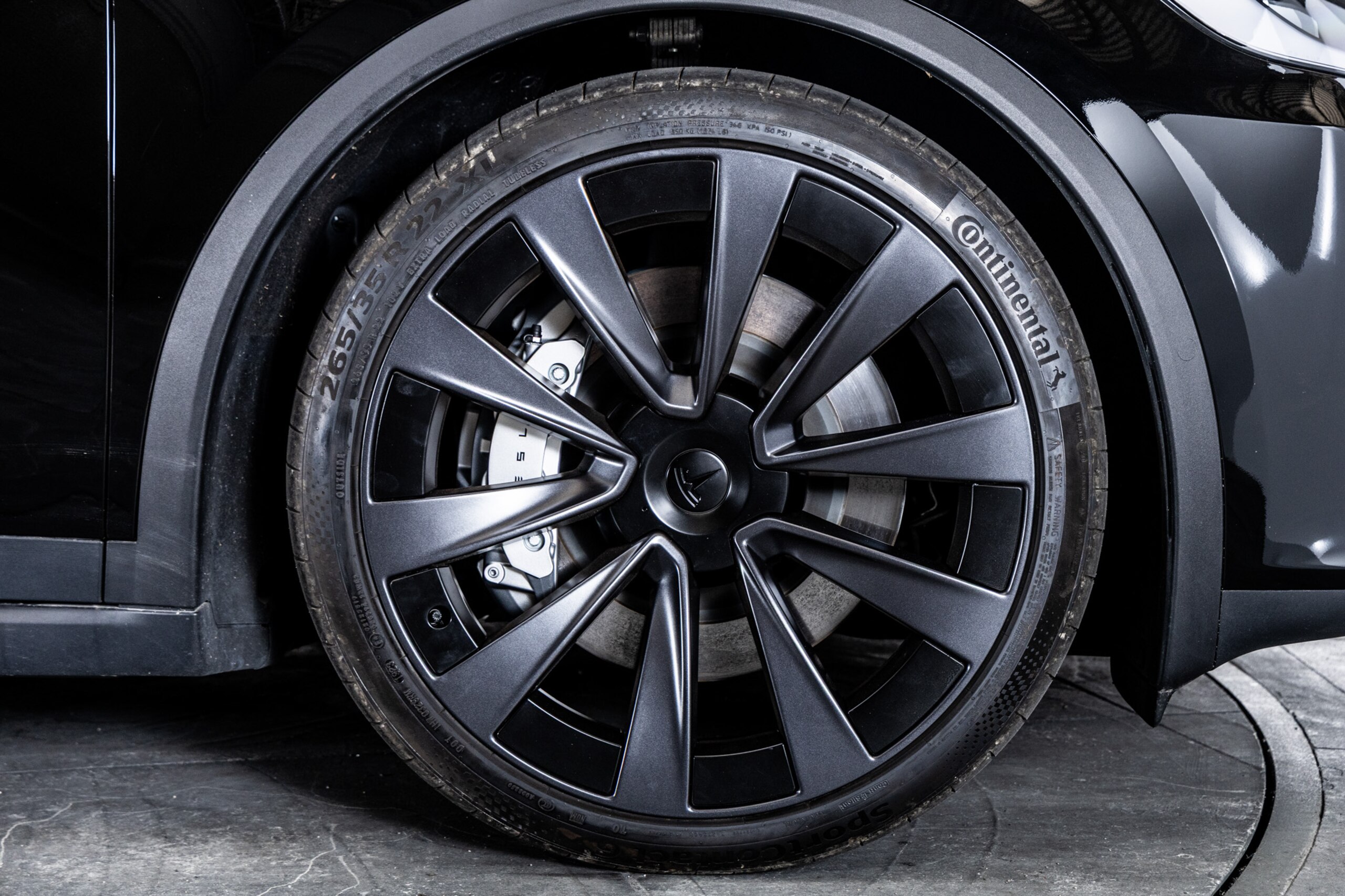 2023 Tesla Model X - 2023 تسلا Model X