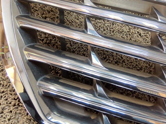 [Used]Radiator Grille TOYOTA Crown 2012 DBA-GRS200 5310030630