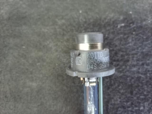 [Used]HID Control TOYOTA Vellfire 2009 DBA-ANH20W 8110752680