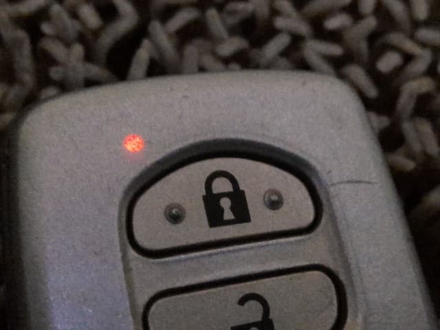 [Used]Keyless Entry Remote Control Key TOYOTA Crown 2012 DBA-GRS200 8999030180
