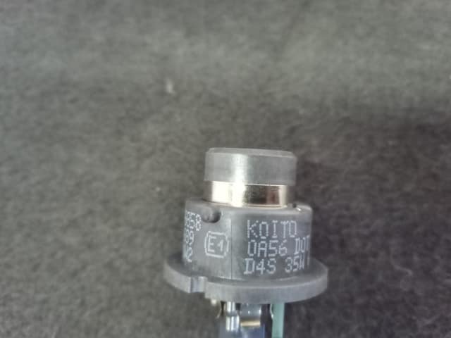 [Used]HID Control TOYOTA Vellfire 2009 DBA-ANH20W 8110752680