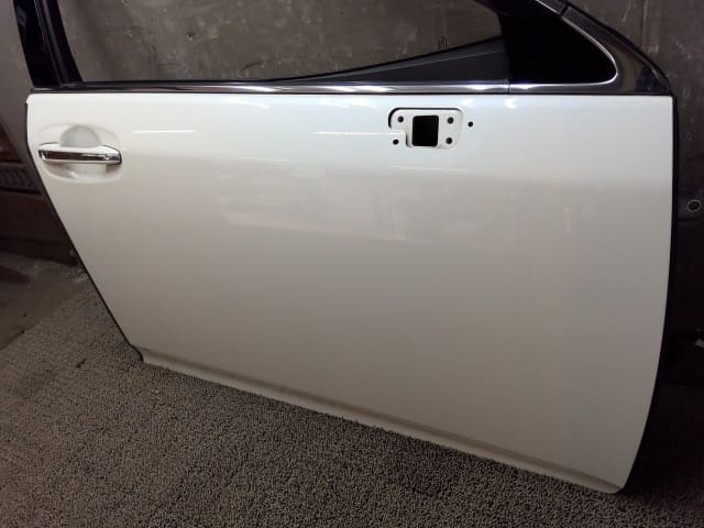 [Used]Front Right Door Assembly TOYOTA Crown 2012 DBA-GRS200 6700130892