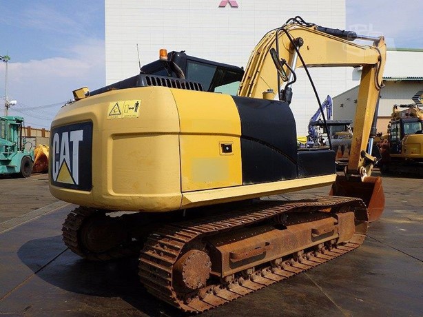 حفارة مجنزرة CATERPILLAR 312D موديل 2014
