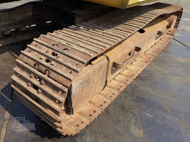 حفارة مجنزرة CATERPILLAR 312D موديل 2014
