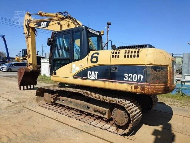 2005 CATERPILLAR 320D